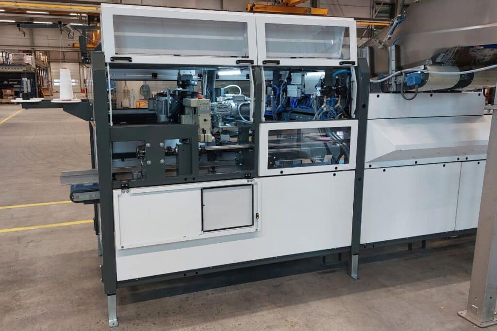 Paper Bagger open hoods