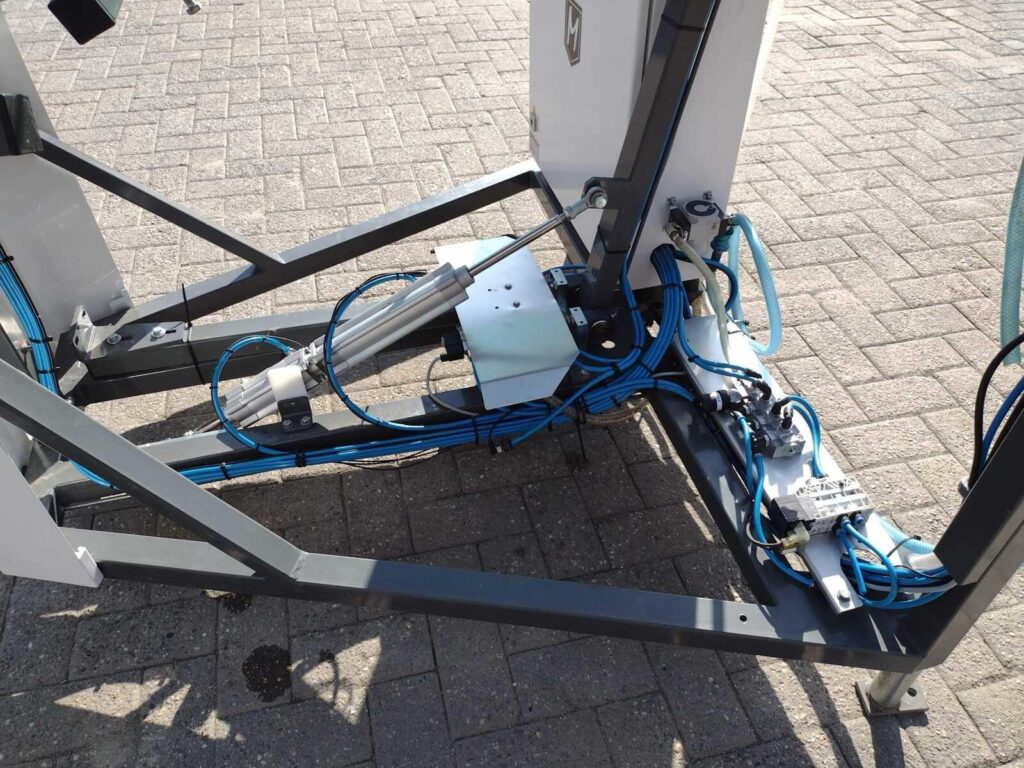 WhatsApp Image 2025-03-27 at 08.34.58